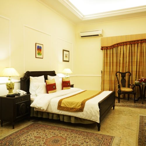 ROYAL SUITE